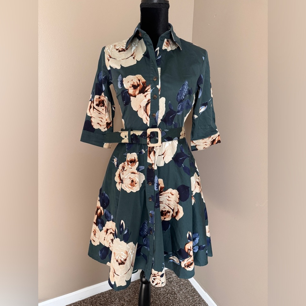 Pre-Loved Anthropology Peony Dress in size 4 Petite